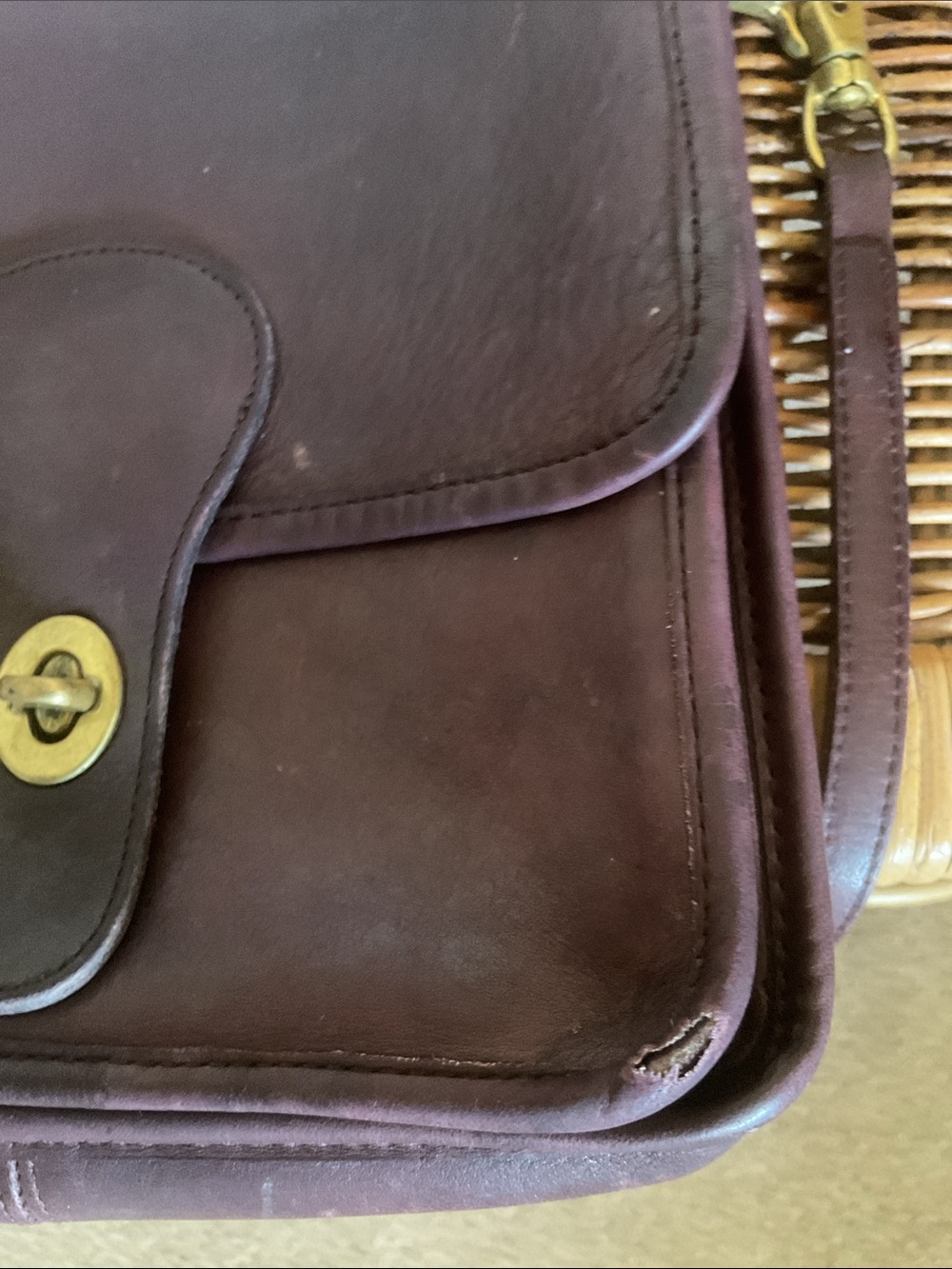 Vintage Coach Station Bag in Mahogany brown leather, style number 5130 - Picture 5 of 13